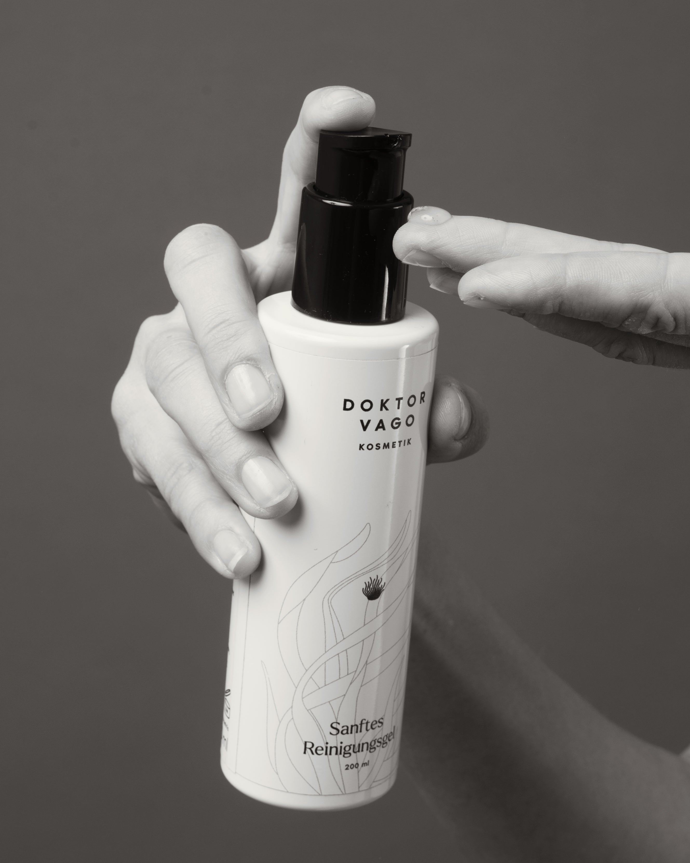 Sanftes Reinigungsgel - Dr. Vago Kosmetik 